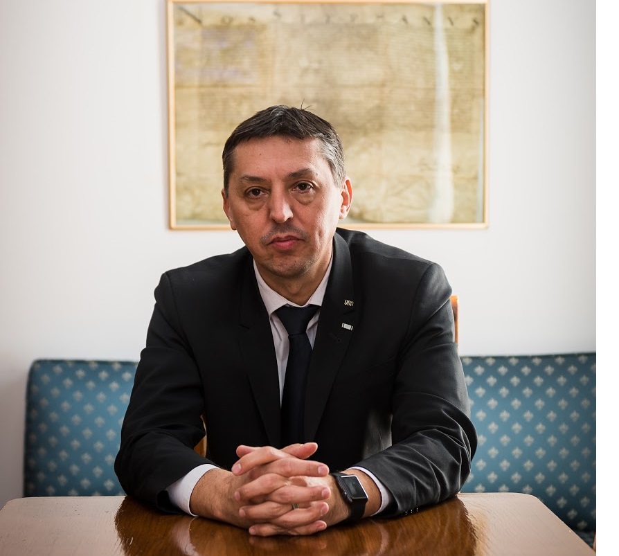 Grevele din EDUCAȚIE sunt iminente/ Deși a promis majorări, guvernul a înghețat salariile  cadrelor didactice