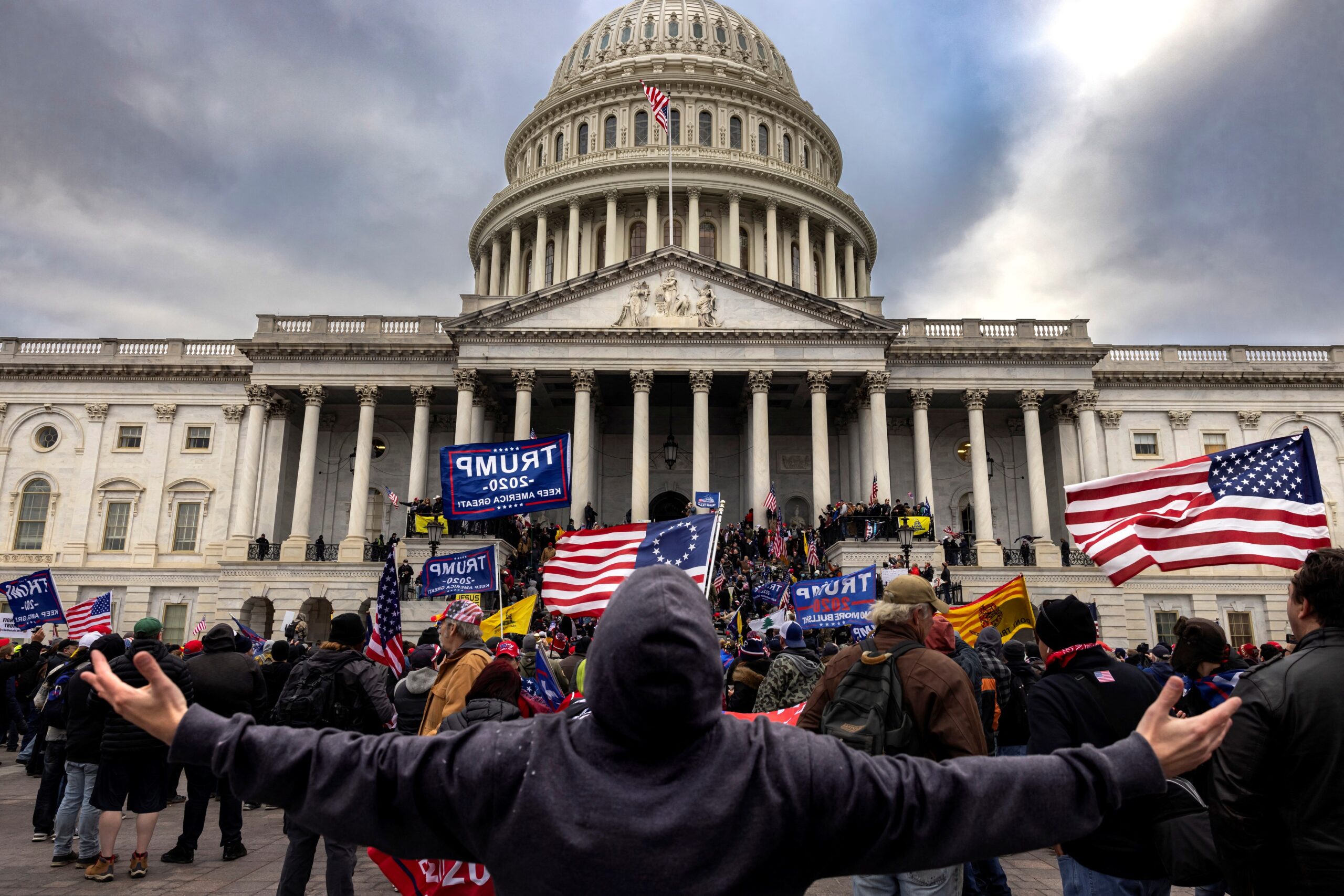 La exact patru ani de la asaltul din 6 ianuarie 2021, Congresul SUA se reunește din nou: De data aceasta, Donald Trump este învingător