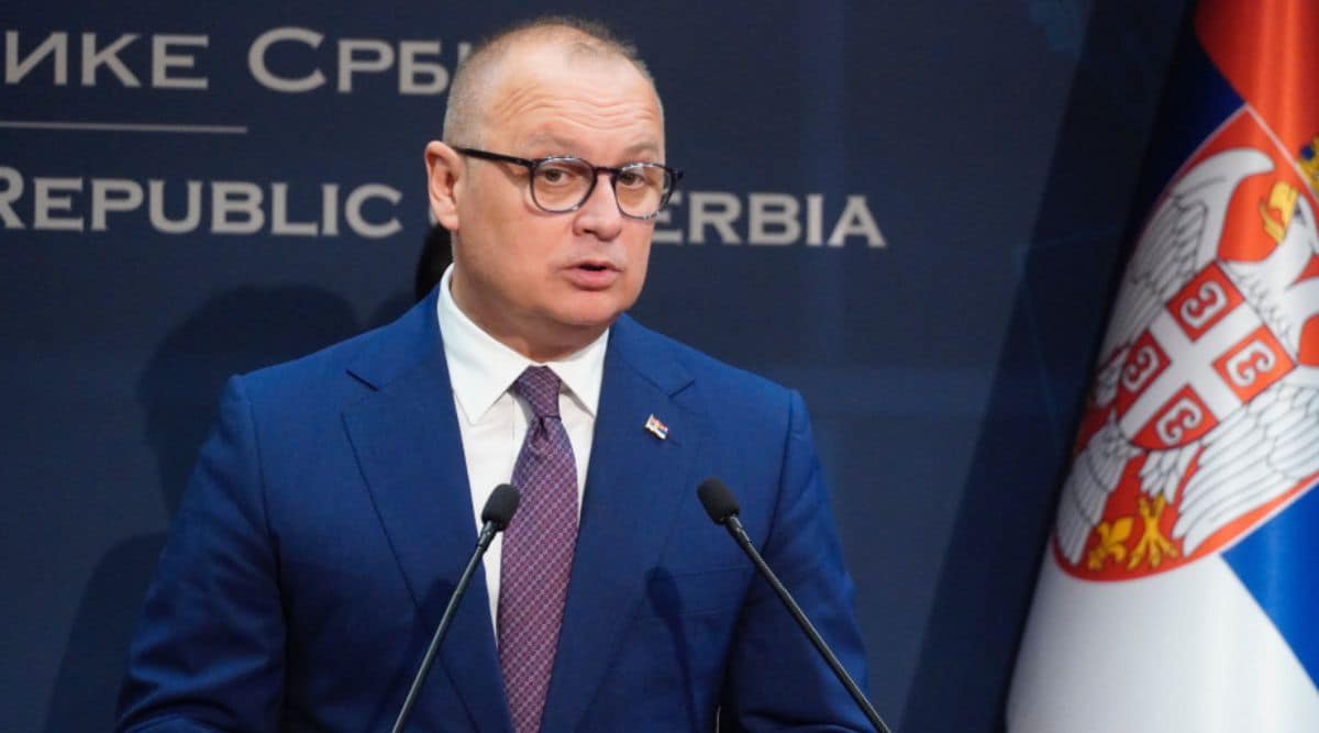 Privat: Un fost ministru al Guvernului din Serbia este printre cele 13 persoane inculpate în drama de la Gara din Novi Sad
