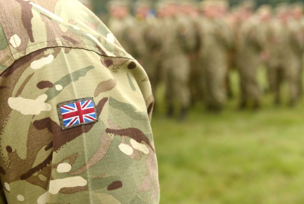 Privat: Un partid din Marea Britanie cere anchetă, după ce mai multe arme și dispozitive au dispărut de la Ministerul Apărării